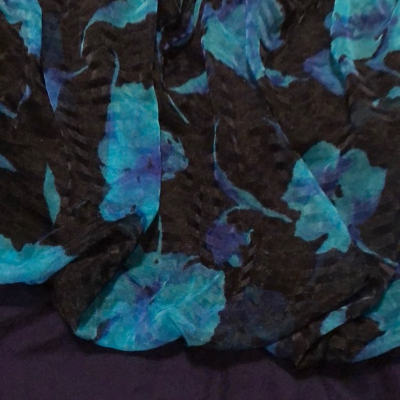 NWOT Navy floral one Piece Swimsuit - Picture 4 of 5